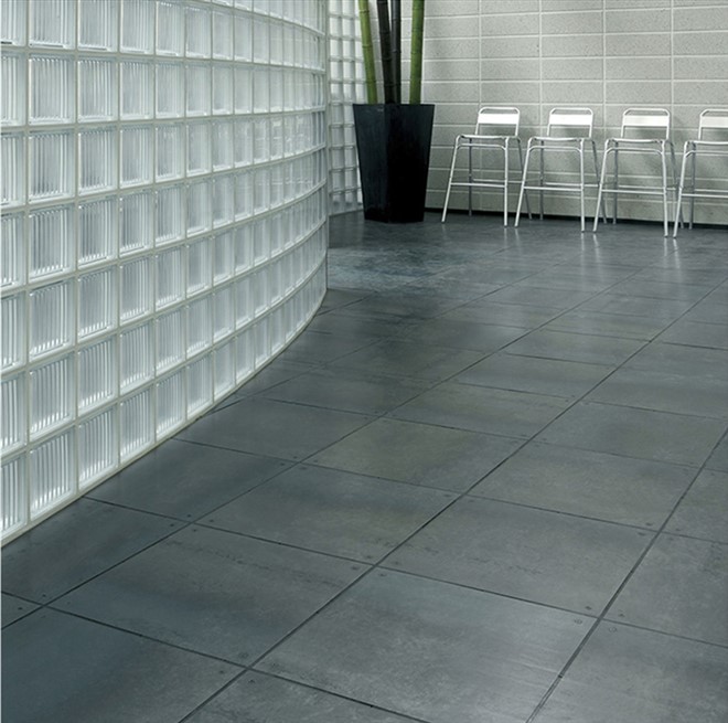 Bare-Finish-Steel-Cement-Raised-Floor-for-Office (660 x 655)